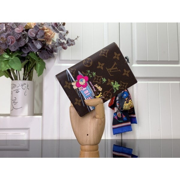 Christmas passport holder